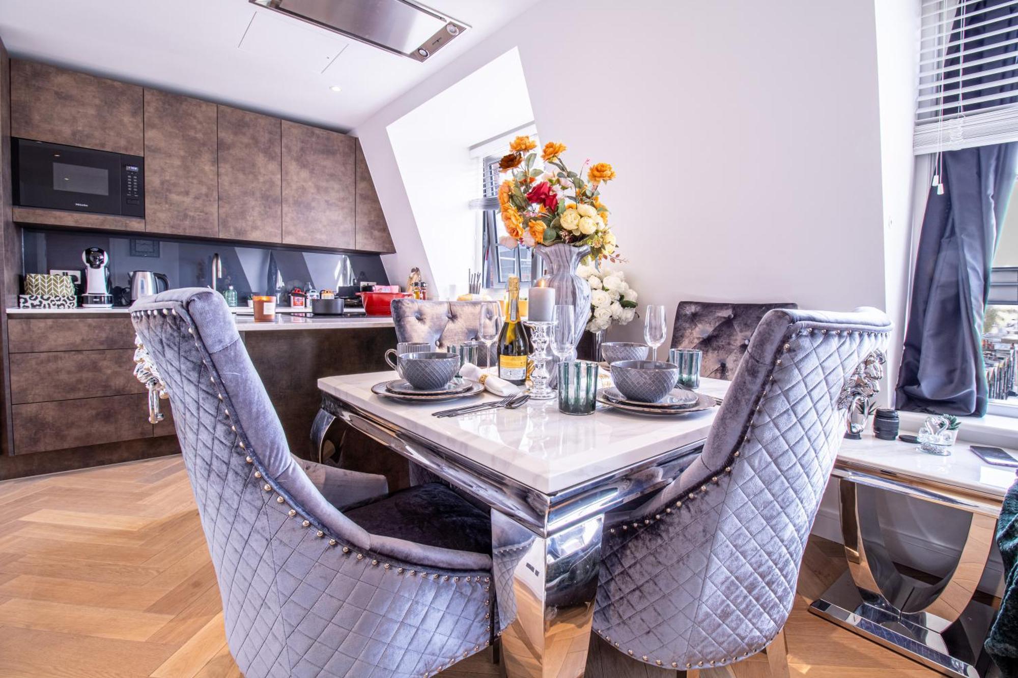 Luxurious 1-Bedroom Penthouse In Marble Arch 71 London Exterior foto