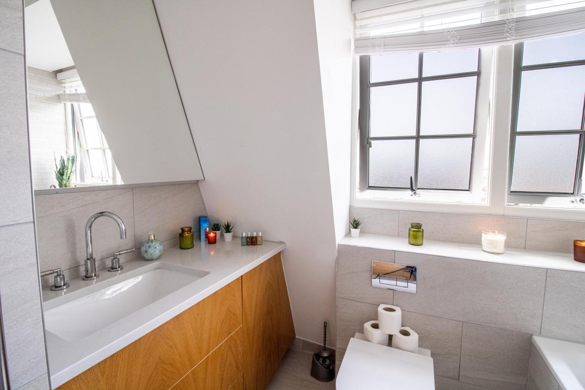 Luxurious 1-Bedroom Penthouse In Marble Arch 71 London Exterior foto