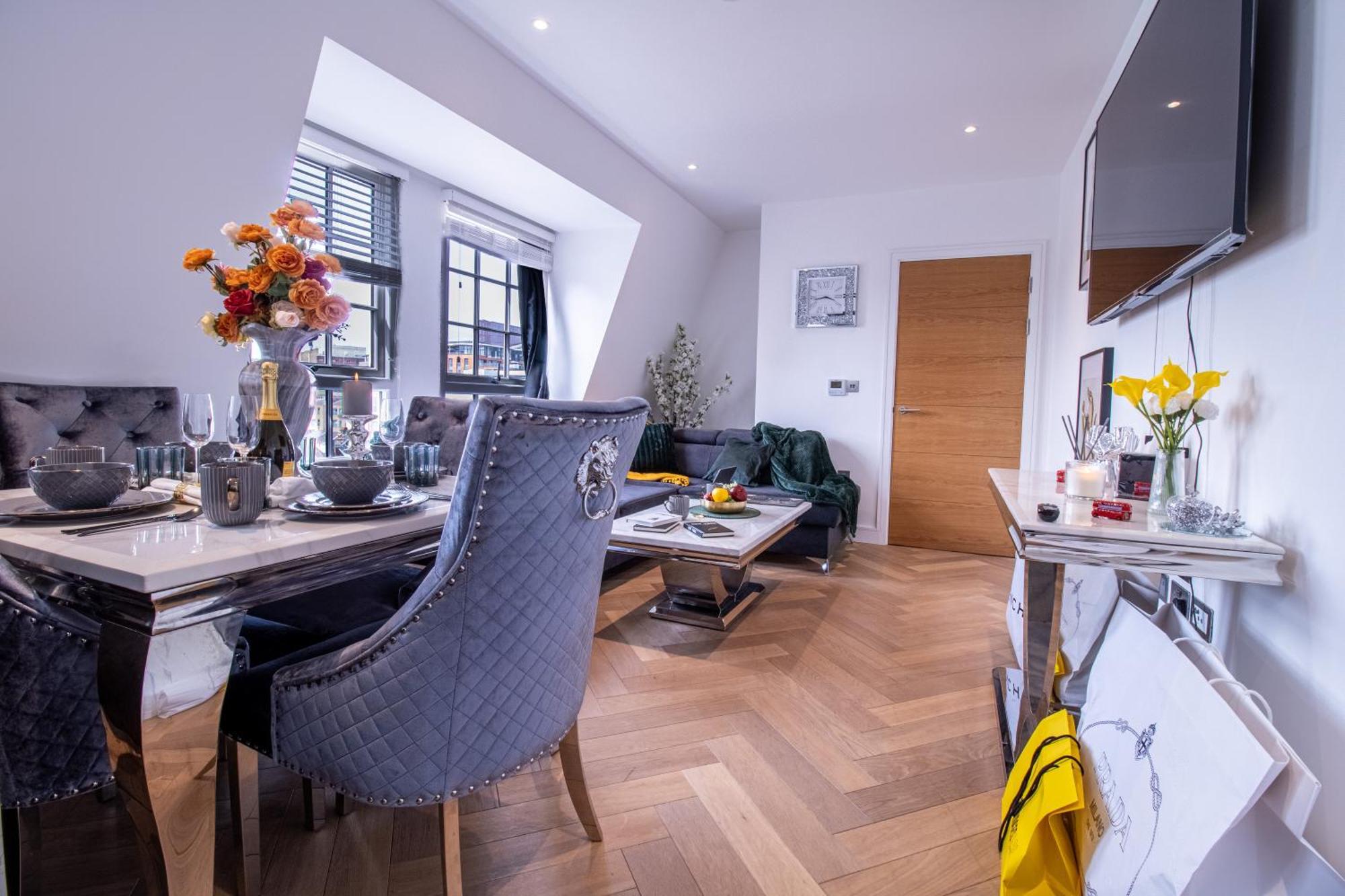 Luxurious 1-Bedroom Penthouse In Marble Arch 71 London Exterior foto