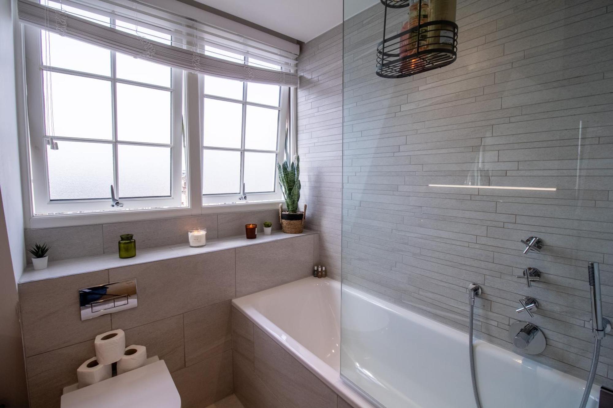 Luxurious 1-Bedroom Penthouse In Marble Arch 71 London Exterior foto