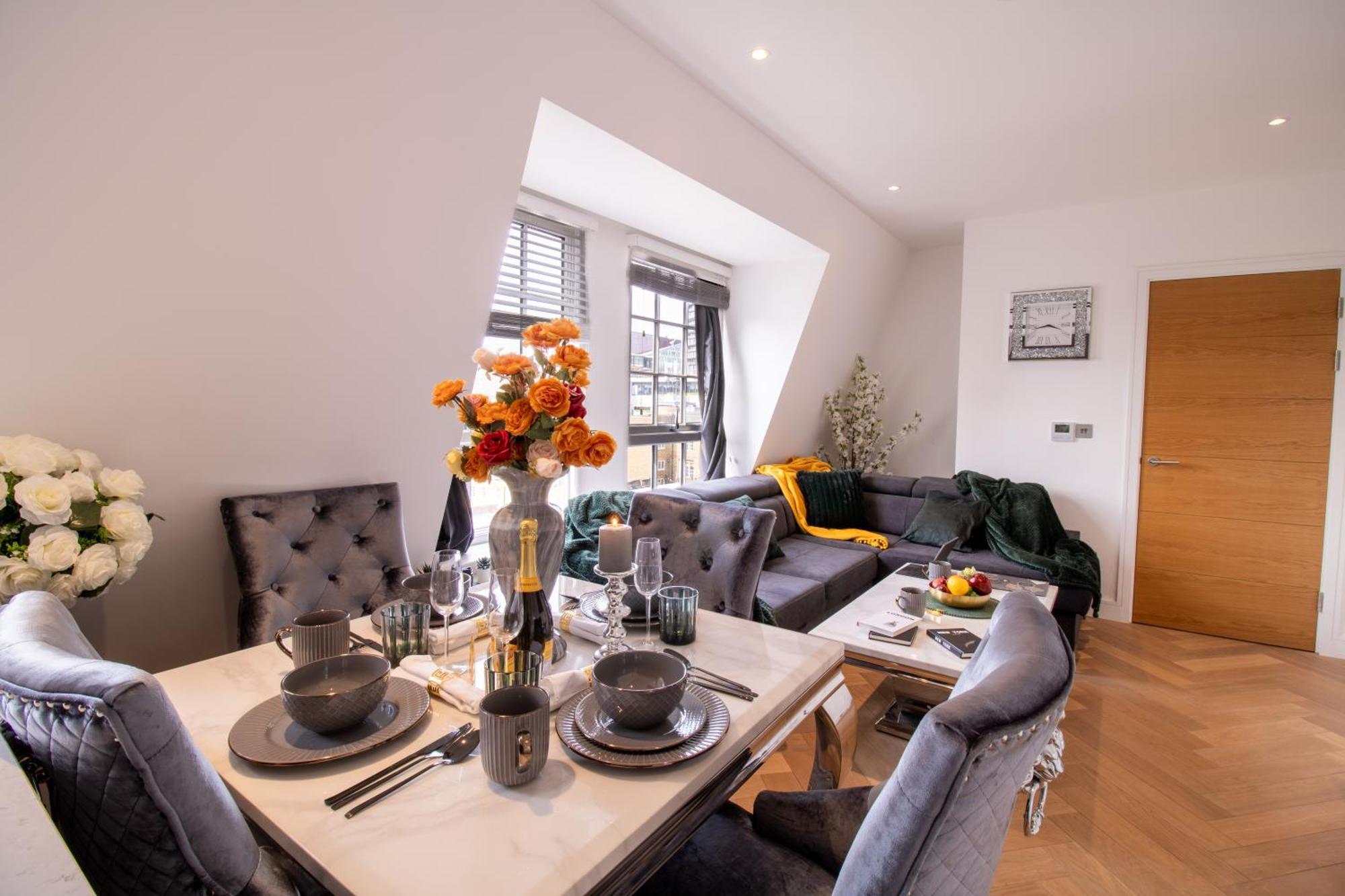 Luxurious 1-Bedroom Penthouse In Marble Arch 71 London Exterior foto