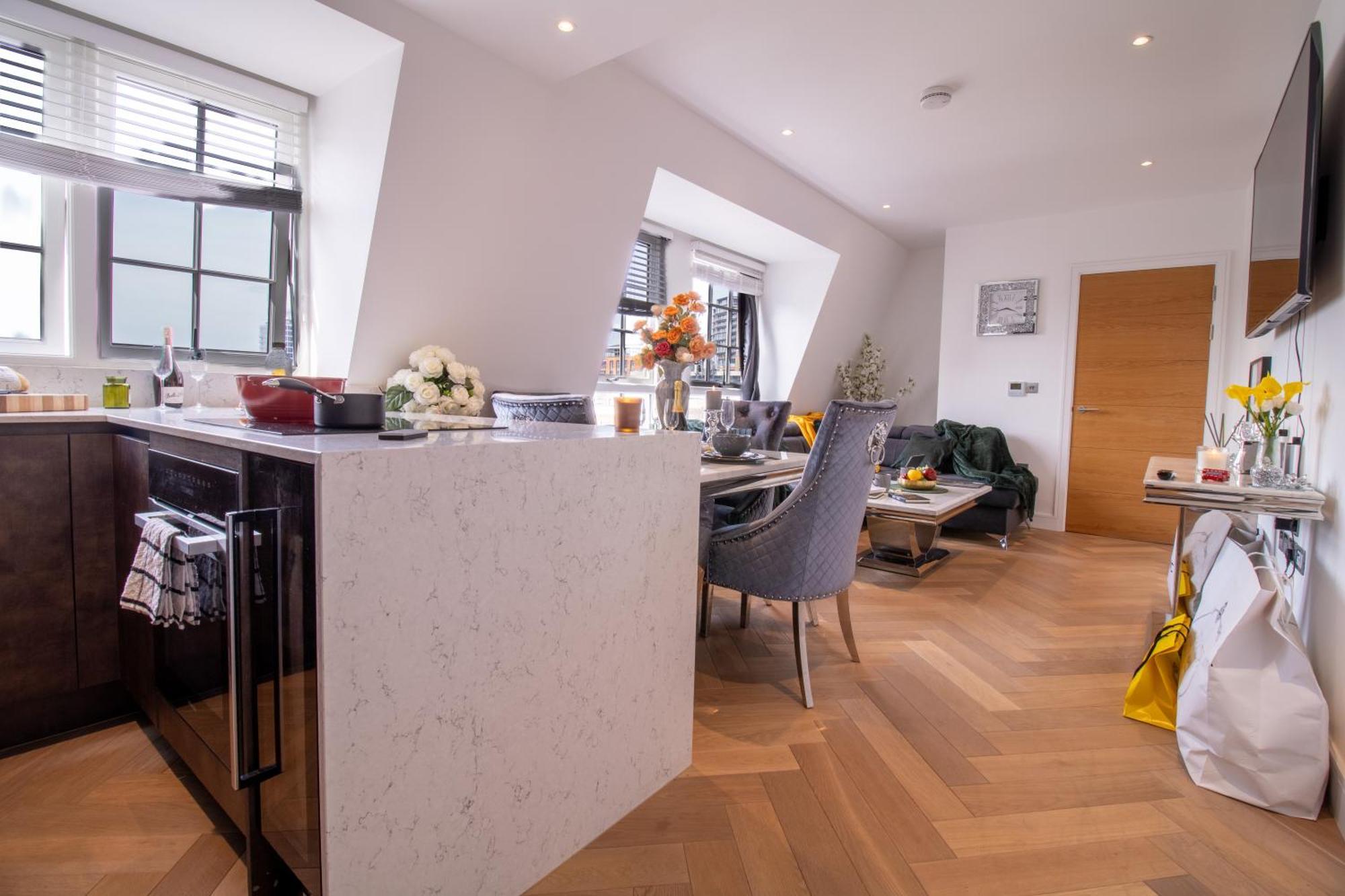 Luxurious 1-Bedroom Penthouse In Marble Arch 71 London Exterior foto
