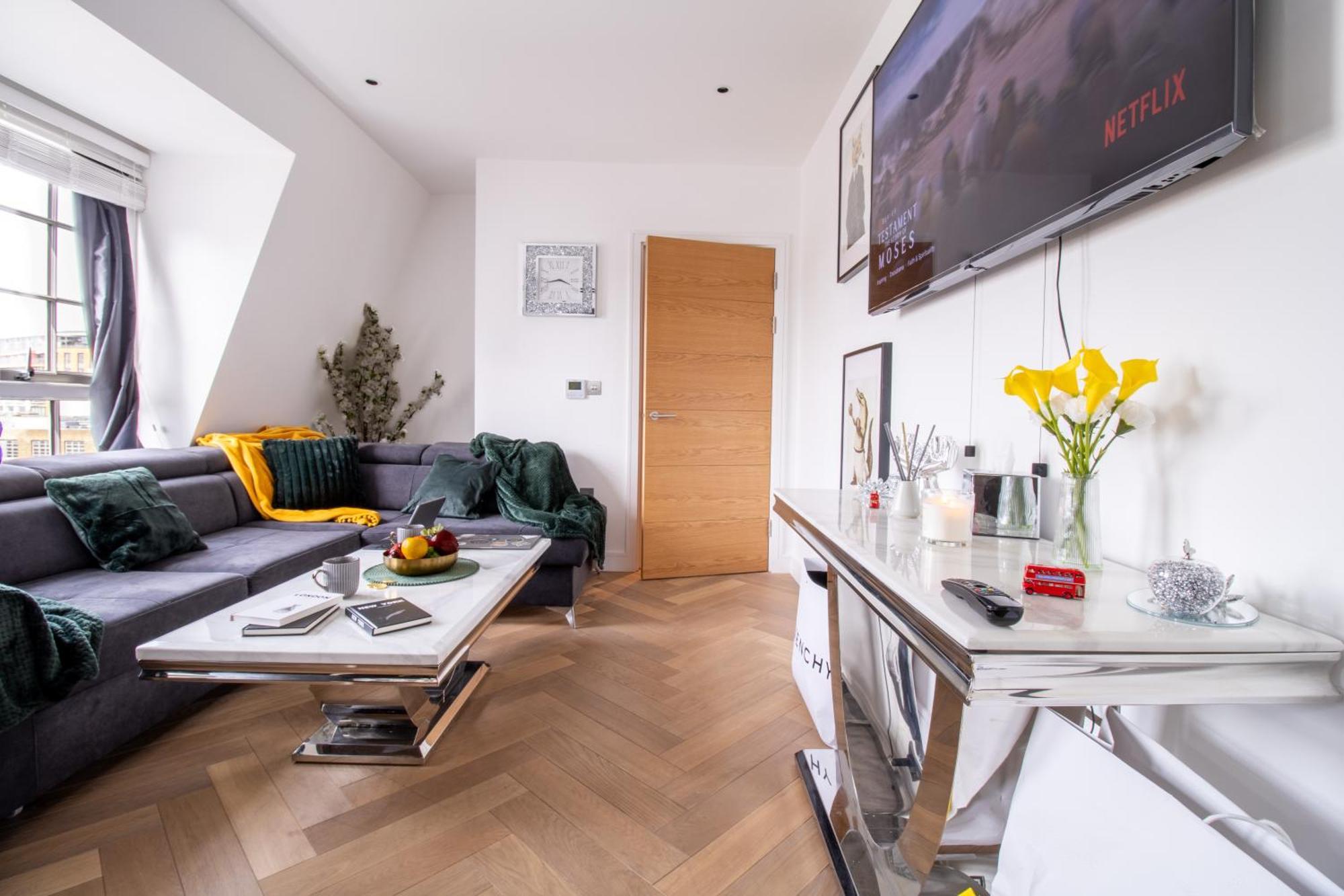 Luxurious 1-Bedroom Penthouse In Marble Arch 71 London Exterior foto